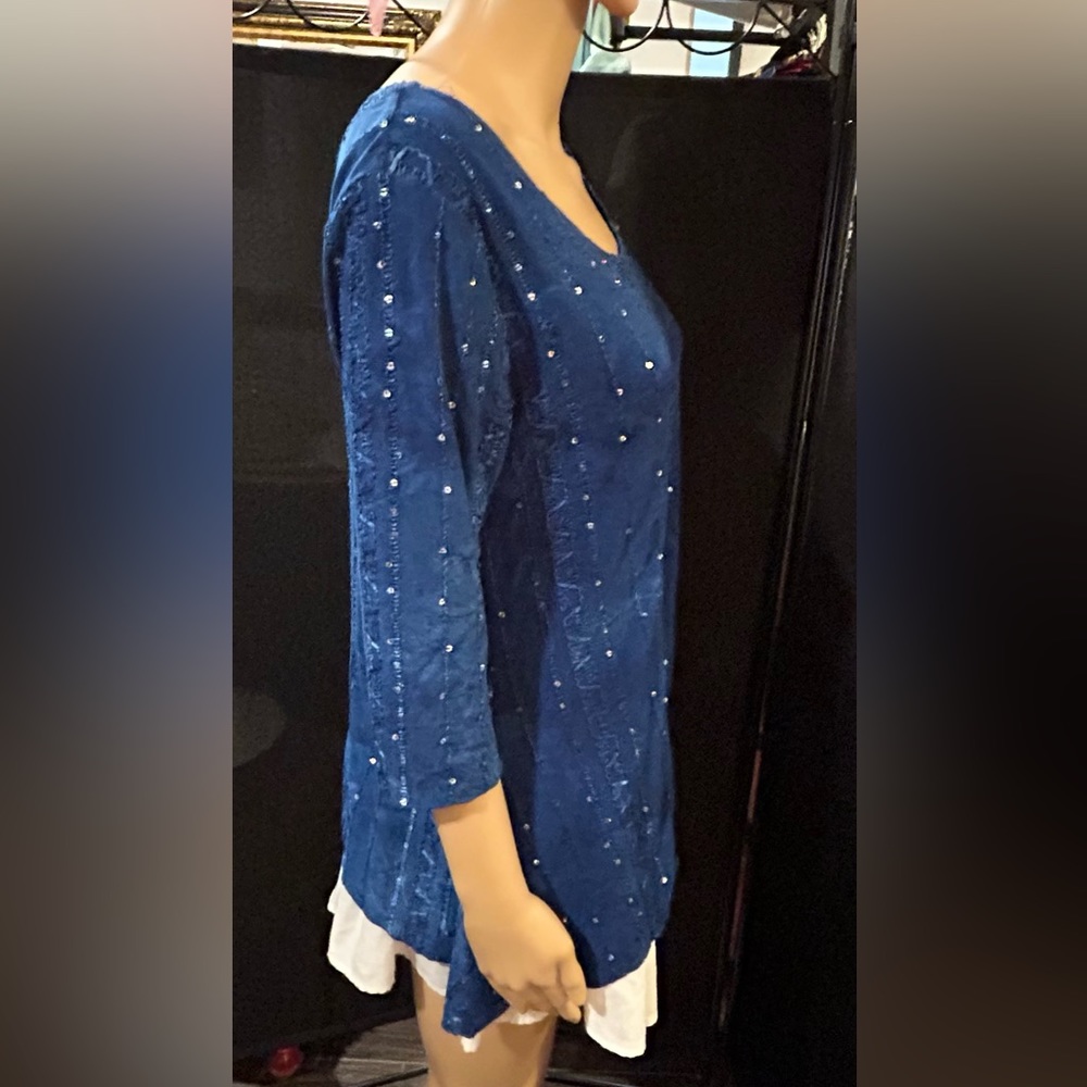 Shannon Ford  3/4 length sleeves, vintage, blue, sequined blouse. Sz PS